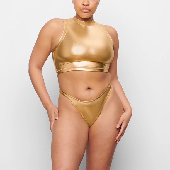 SKIMS Metallic Swim Tank - Picture 3 of 5